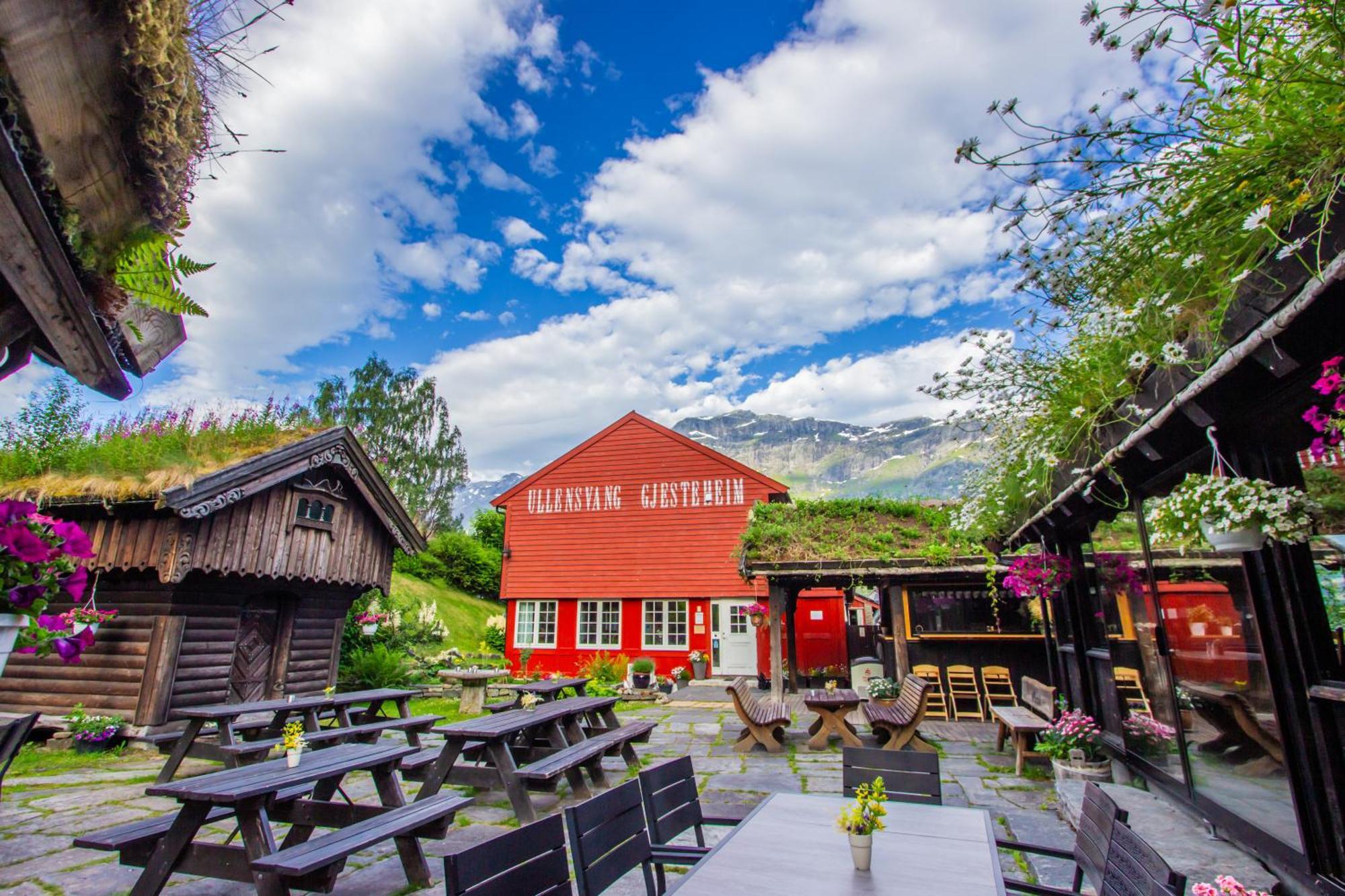 Hostel Ullensvang Gjesteheim *