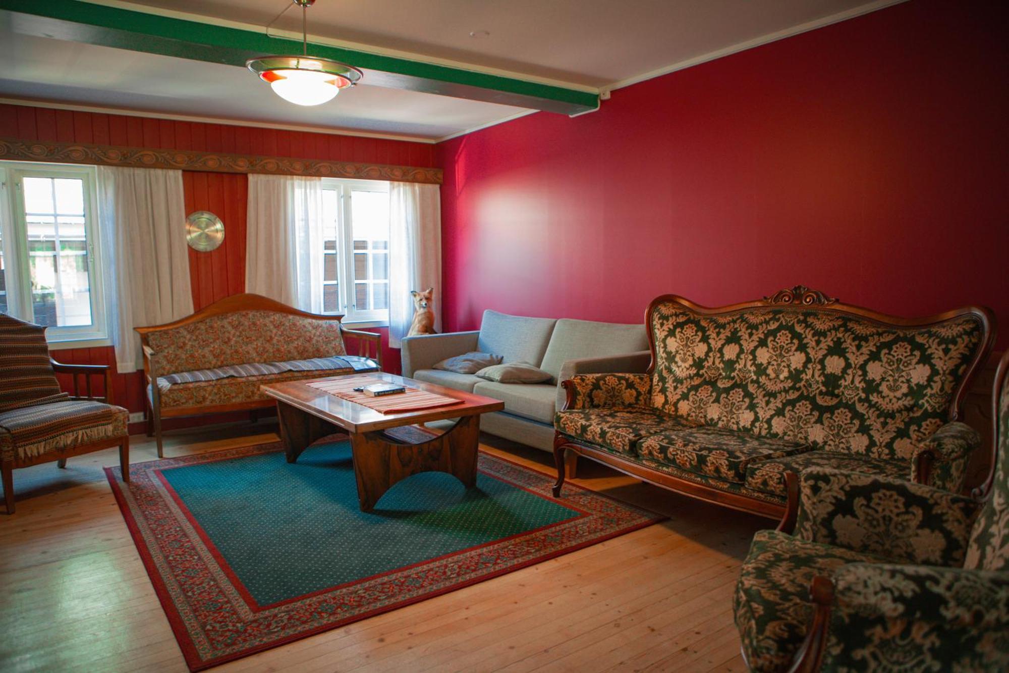 Ullensvang Gjesteheim Hostel *